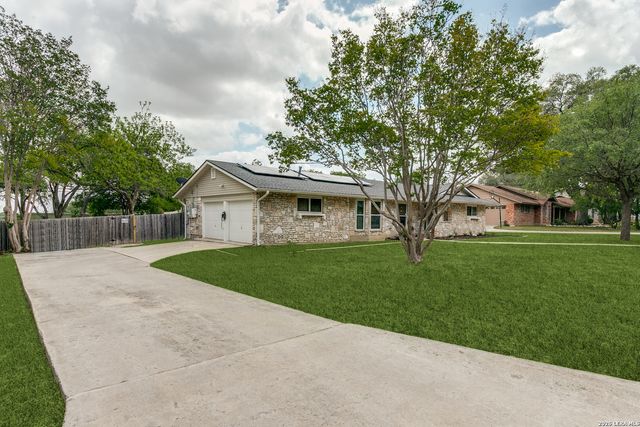 1518 Deer Run St, San Antonio, TX 78232