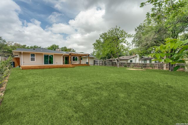 1518 Deer Run St, San Antonio, TX 78232
