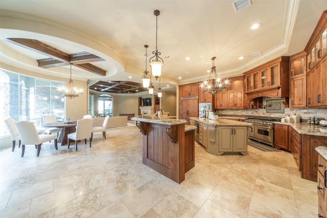 14 Ivy Bend Lane, Sugar Land, TX 77479