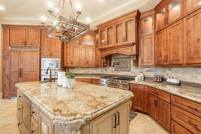 14 Ivy Bend Lane, Sugar Land, TX 77479