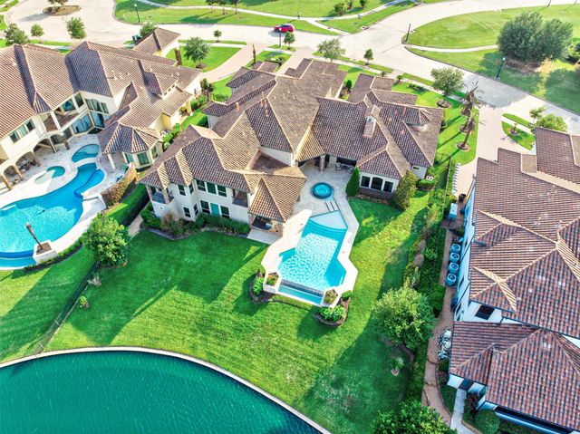 14 Ivy Bend Lane, Sugar Land, TX 77479