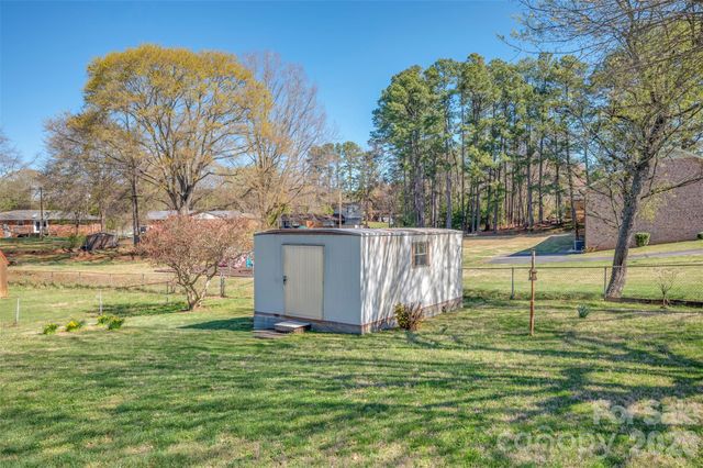 148 Westhaven Street, Forest City, NC 28043