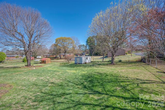 148 Westhaven Street, Forest City, NC 28043