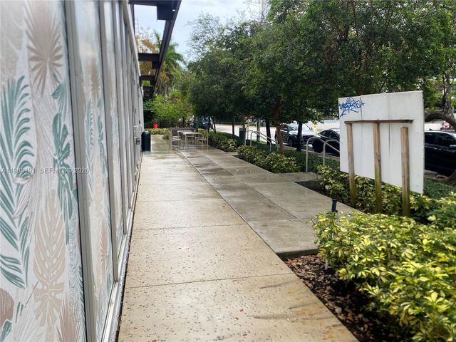 1215 West Ave CU-1, Miami Beach, FL 33139