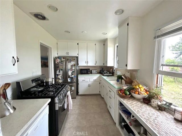 18402 Patronella Avenue, Torrance, CA 90504