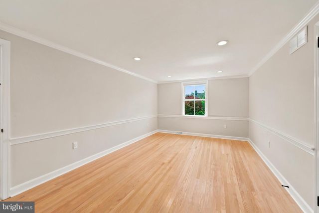 306 FORT WASHINGTON AVE, Fort Washington, PA 19034