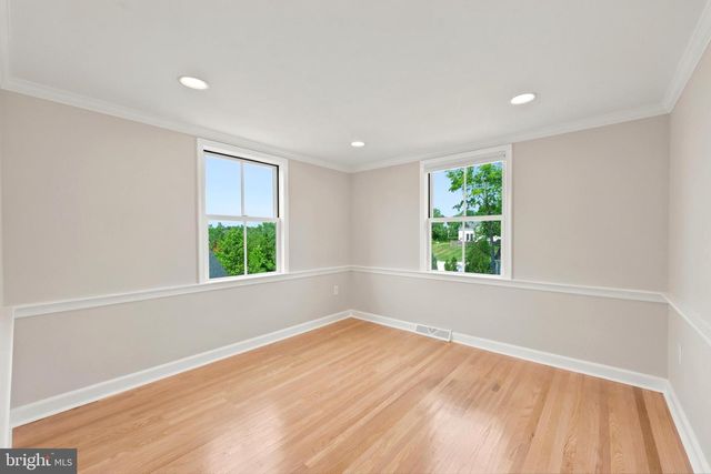 306 FORT WASHINGTON AVE, Fort Washington, PA 19034