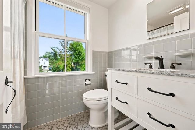 306 FORT WASHINGTON AVE, Fort Washington, PA 19034