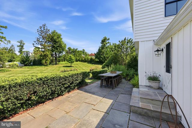 306 FORT WASHINGTON AVE, Fort Washington, PA 19034