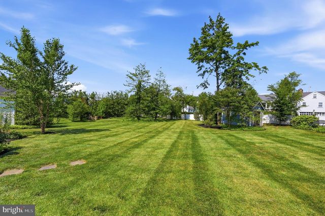306 FORT WASHINGTON AVE, Fort Washington, PA 19034