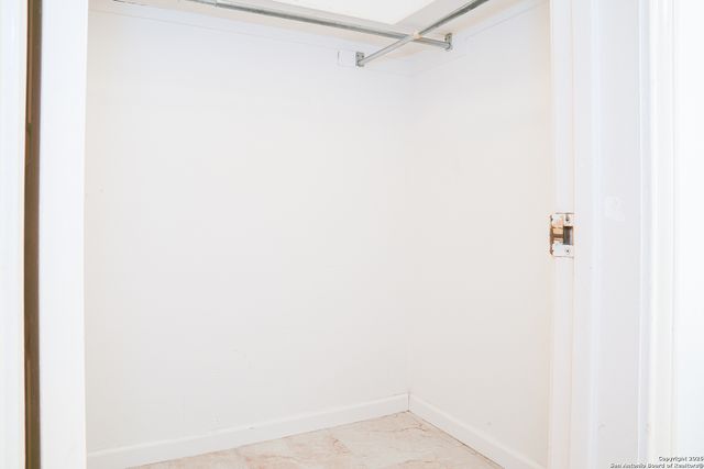 11610 Vance Jackson Rd Apt 987, San Antonio, TX 78230