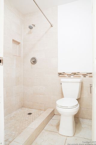 11610 Vance Jackson Rd Apt 987, San Antonio, TX 78230