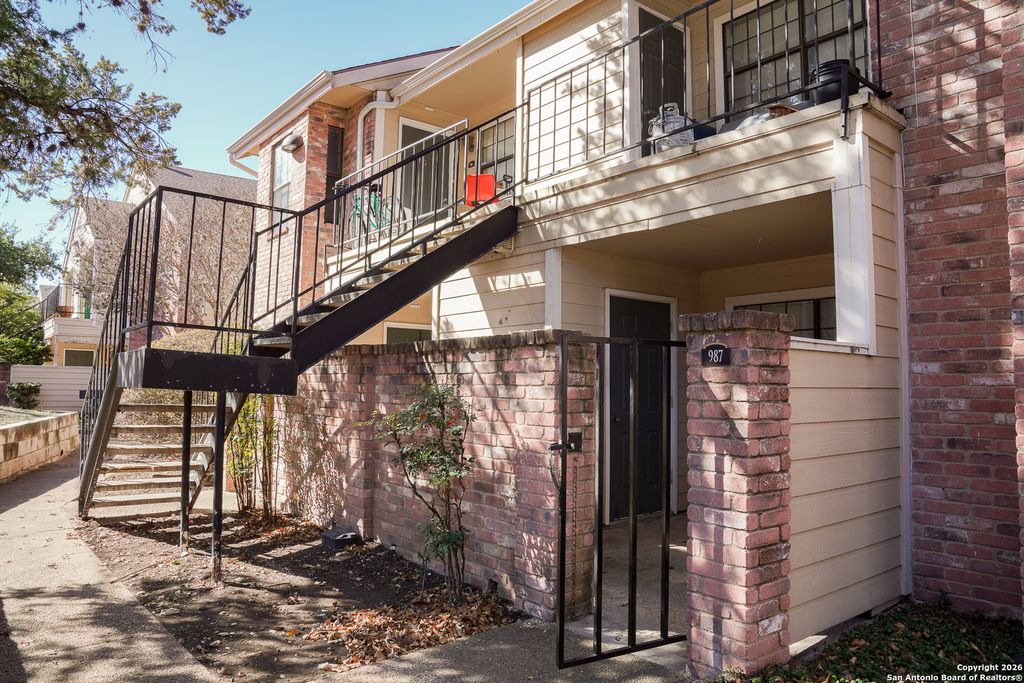 11610 Vance Jackson Rd Apt 987, San Antonio, TX 78230