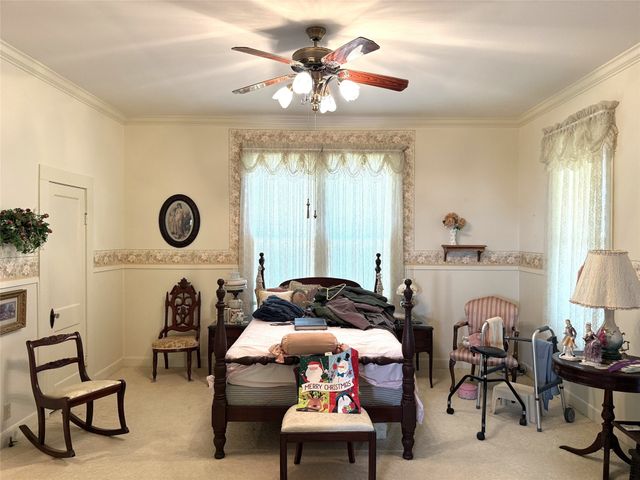 300 S Beech Street, Winnsboro, TX 75494