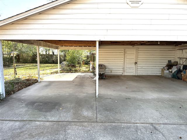 300 S Beech Street, Winnsboro, TX 75494
