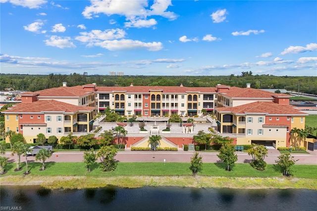 21530 Strada Nuova CIR 205, Estero, FL 33928