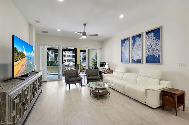 21530 Strada Nuova CIR 205, Estero, FL 33928
