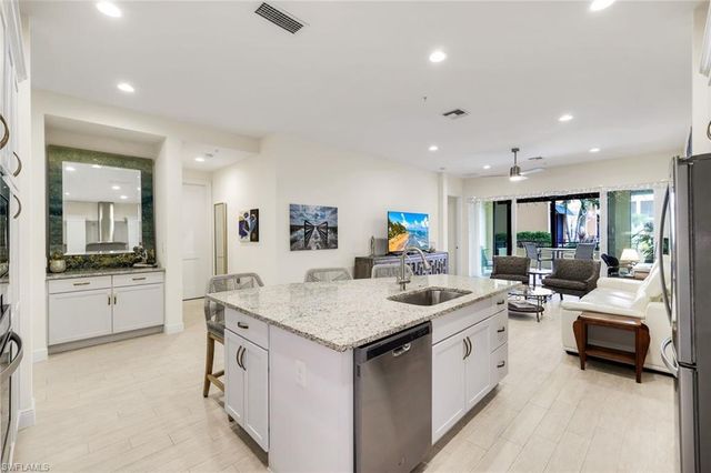 21530 Strada Nuova CIR 205, Estero, FL 33928
