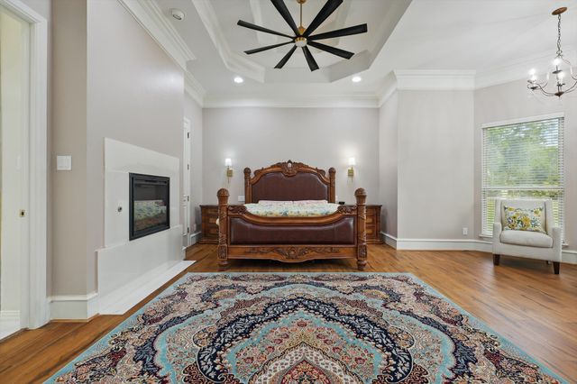 6260 Oak Hollow Drive, Burleson, TX 76028