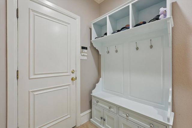 6260 Oak Hollow Drive, Burleson, TX 76028