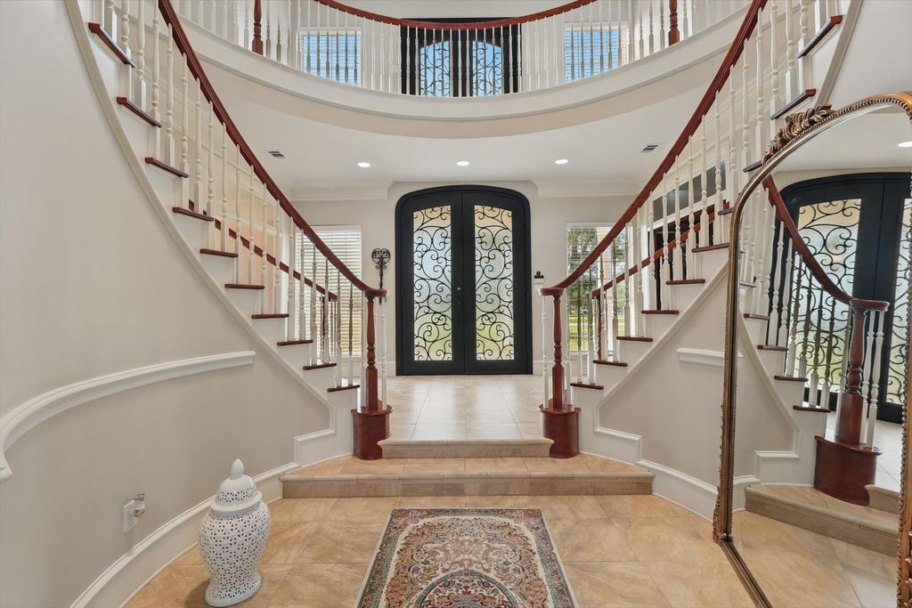 6260 Oak Hollow Drive, Burleson, TX 76028