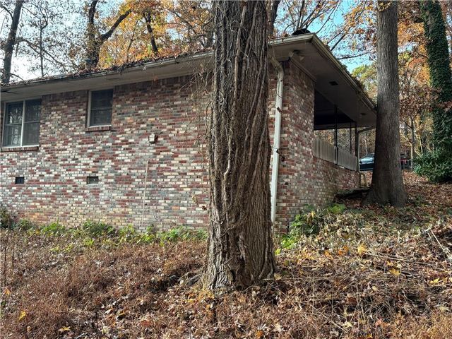 2166 Alan SW Drive, Atlanta, GA 30331