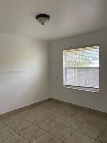 2746 Johnson St W, Hollywood, FL 33020