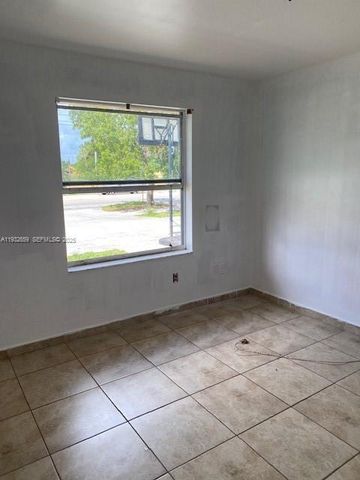 2746 Johnson St W, Hollywood, FL 33020