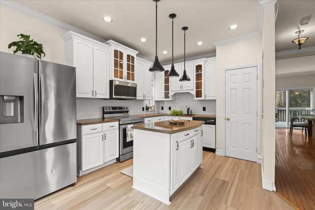 6420 IVY TER, Elkridge, MD 21075