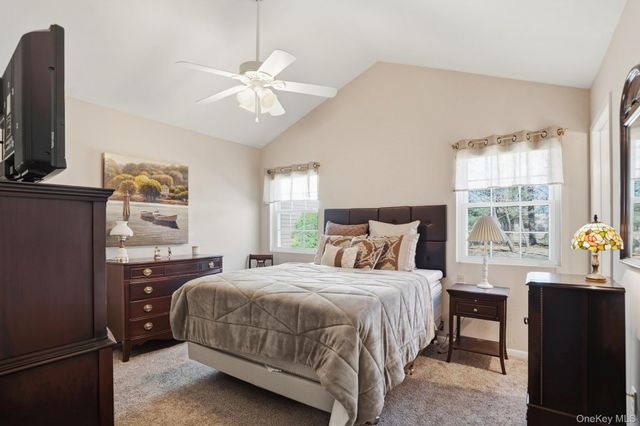 11 Chipmunk Trail, Coram, NY 11727