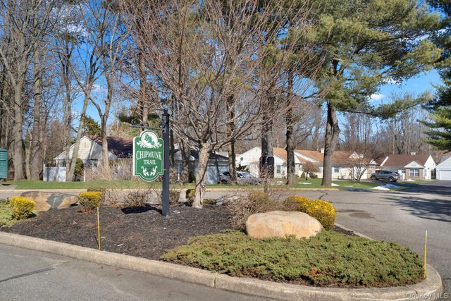 11 Chipmunk Trail, Coram, NY 11727