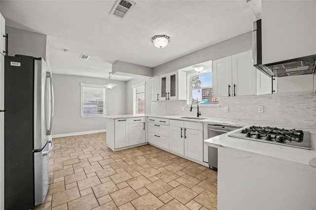 8330 Springtime Lane, Houston, TX 77075