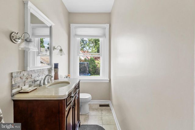 1118 ALLSTON RD, Havertown, PA 19083
