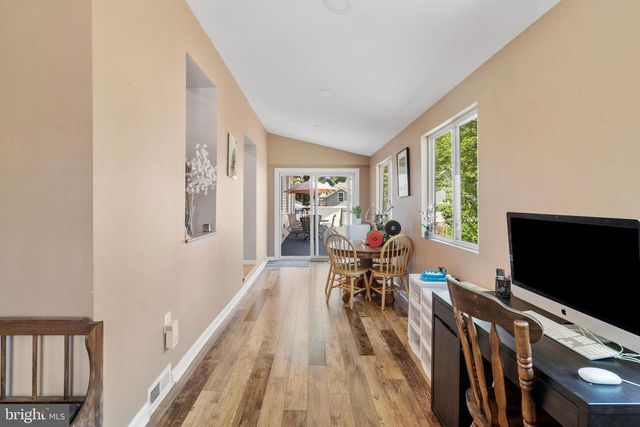 1118 ALLSTON RD, Havertown, PA 19083