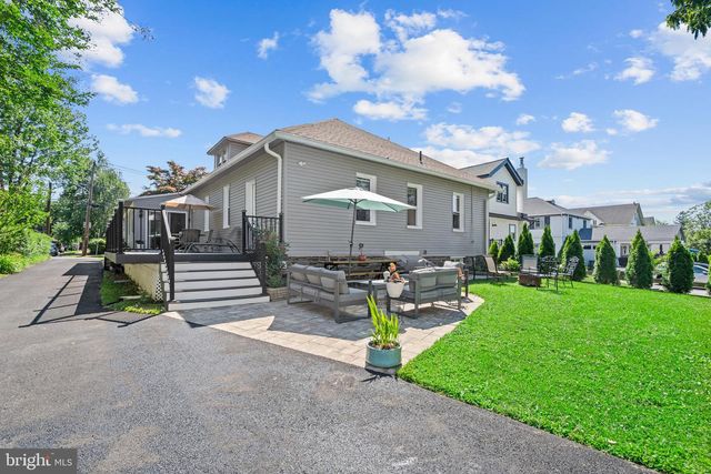 1118 ALLSTON RD, Havertown, PA 19083