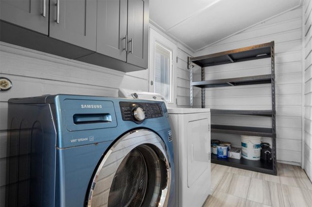 2705 S 2nd ST A, Austin, TX 78704