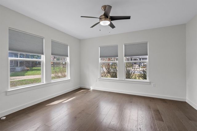 2705 S 2nd ST A, Austin, TX 78704