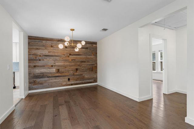 2705 S 2nd ST A, Austin, TX 78704