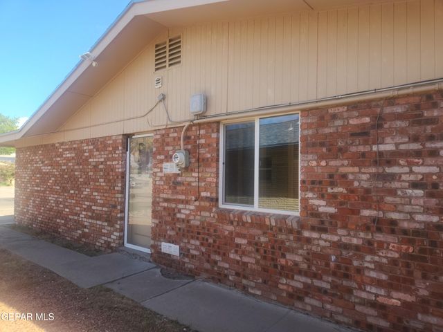 10537 SAIGON Drive, El Paso, TX 79925