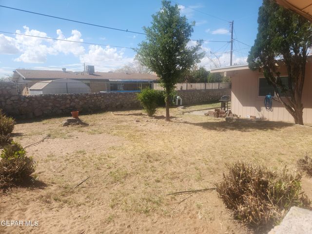 10537 SAIGON Drive, El Paso, TX 79925