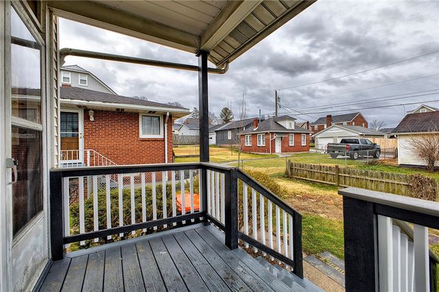 605 St Clair Street, Latrobe, PA 15650