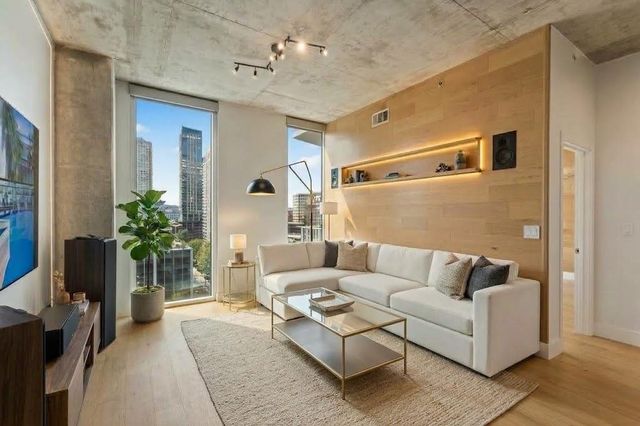 360 Nueces ST 1114, Austin, TX 78701