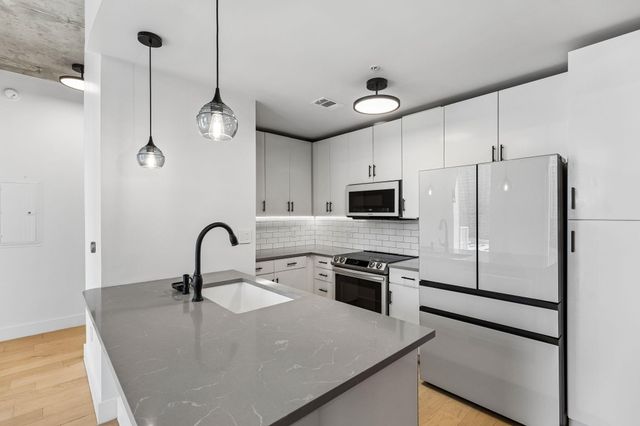 360 Nueces ST 1114, Austin, TX 78701