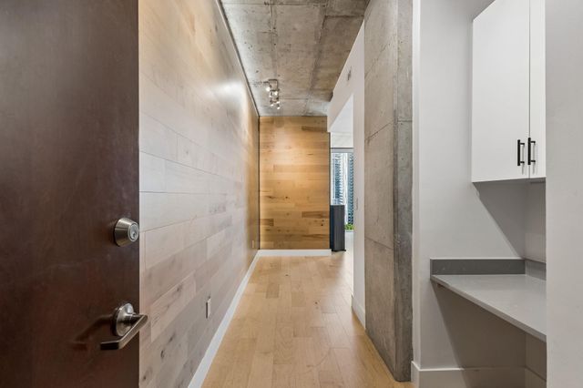 360 Nueces ST 1114, Austin, TX 78701