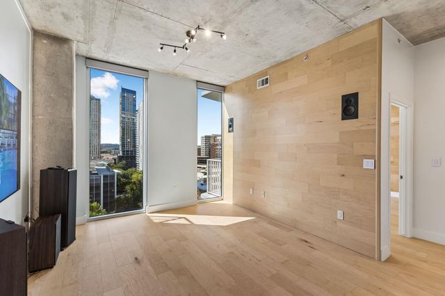 360 Nueces ST 1114, Austin, TX 78701