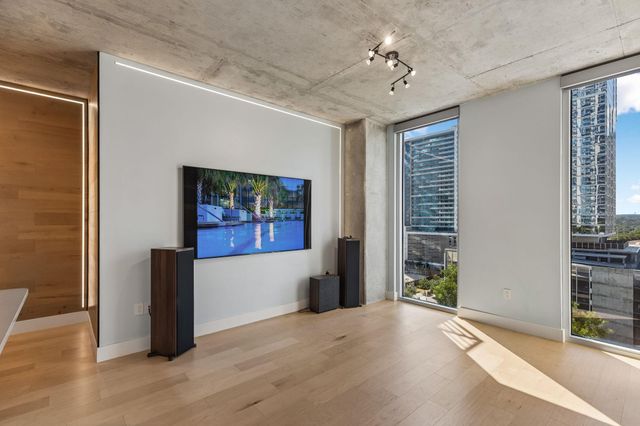 360 Nueces ST 1114, Austin, TX 78701