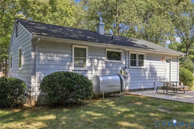 3027 Kingsdale Rd, Richmond, VA 23237