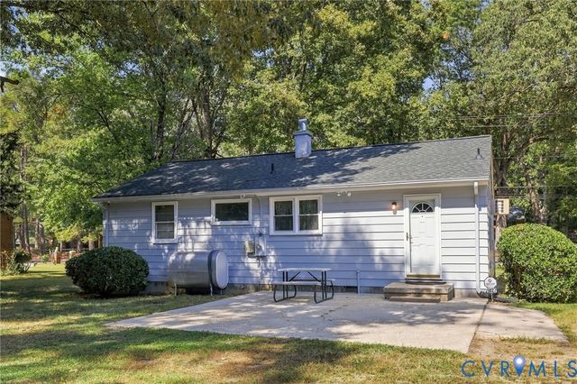 3027 Kingsdale Rd, Richmond, VA 23237