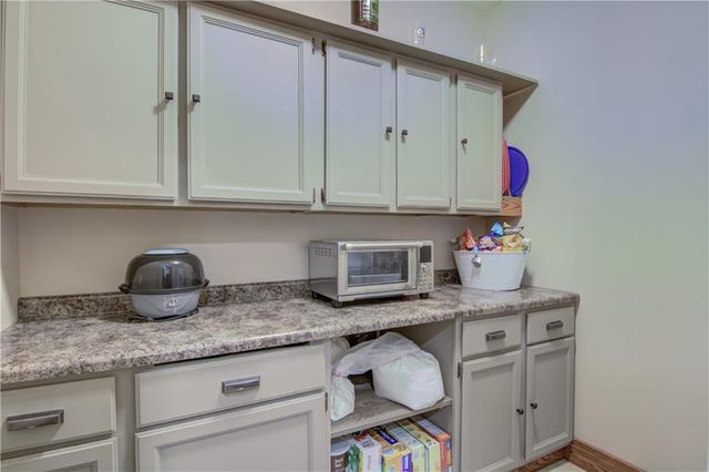 925 Bluffview Circle, Chippewa Falls, WI 54729