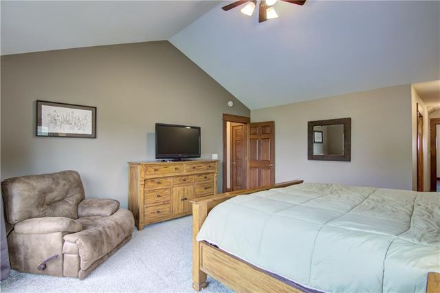 925 Bluffview Circle, Chippewa Falls, WI 54729